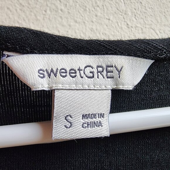 Sweet Grey Black‎ Lace Long Sleeve Jersey Size Small - Picture 8 of 15
